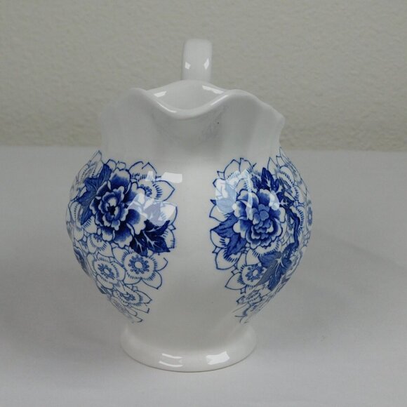 Johnson Brothers Lotus Blue Fine China Lidded Sugar Bowl Creamer Set Vintage - Picture 5 of 11